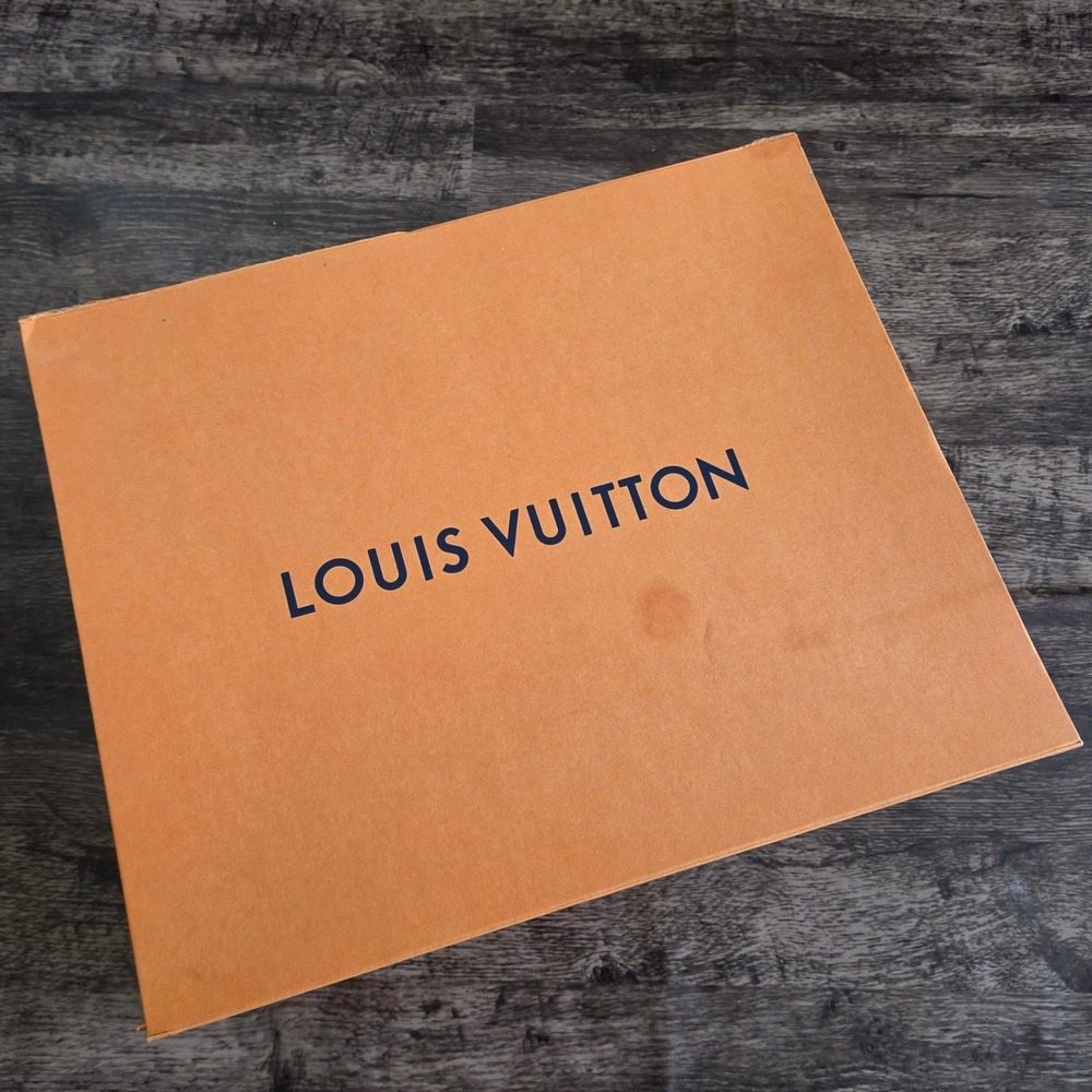 LOUIS VUITTON Magnetic Storage Box Women Large Orange Gift Box